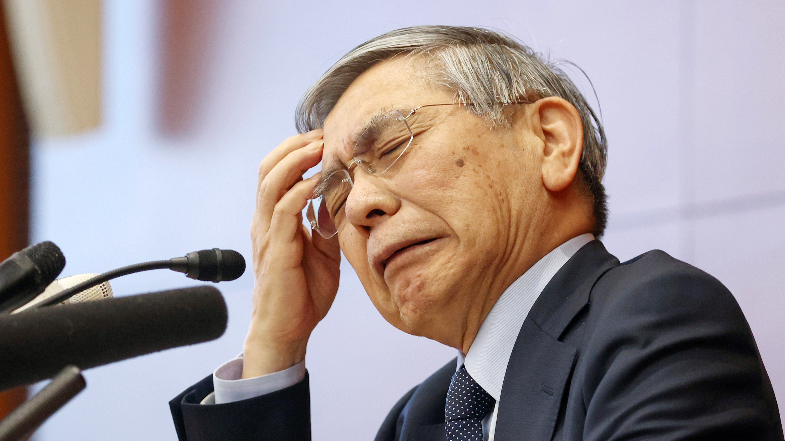 含み損はすでに3兆円 日銀だけが買い支える日経平均の先行き不安 新型コロナ対策で 禁じ手 を連発 President Online プレジデントオンライン