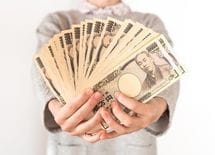 不機嫌な妻のへそくり額は平均900万円だ