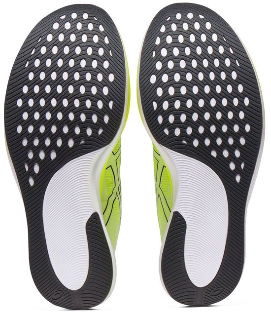 アシックスの『S4（エスフォー）』