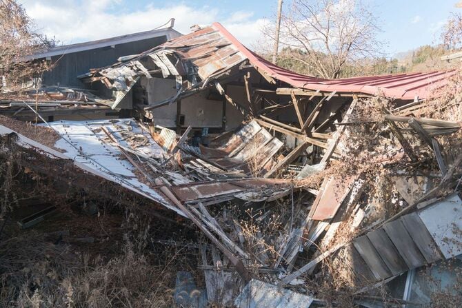 崩壊した家屋