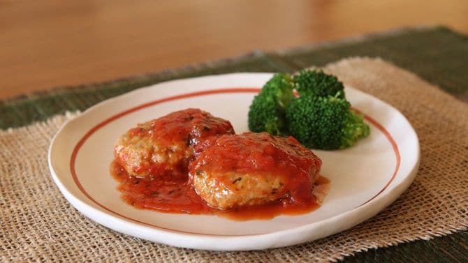 こだわりソースのトマトハンバーグ