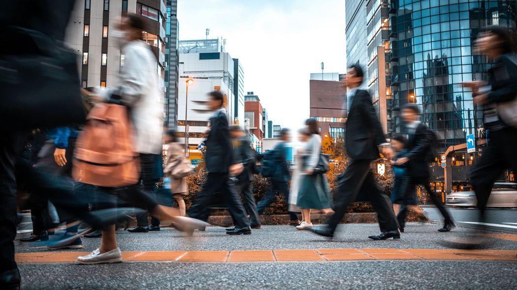 管理職のほとんどが｢中高年男性｣では変われない…日本人の｢プレゼン下手｣克服のために必要な3つの課題 ｢見て見ぬふりが得をする｣のではダメ