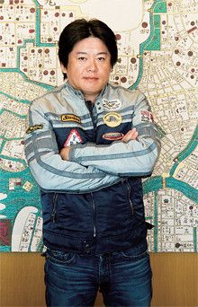 <strong>堀江貴文●</strong>1972年、福岡県生まれ。実業家・ライブドア元代表取締役CEO。2006年、証券取引法違反により東京地検に逮捕され、一審で懲役2年6月の実刑判決を受け（控訴は棄却）、現在上告中。最高裁判決を待つ。著書に、『拝金』『君がオヤジになる前に』『人生論』など。