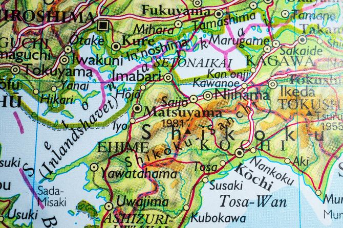 愛媛と高知地域を含む四国中部地域の地図