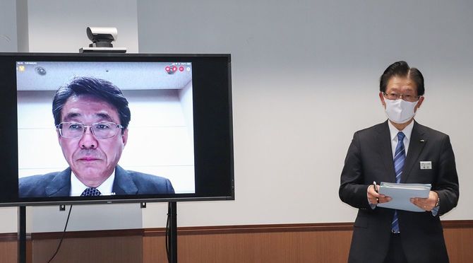 会見する島田社長ら