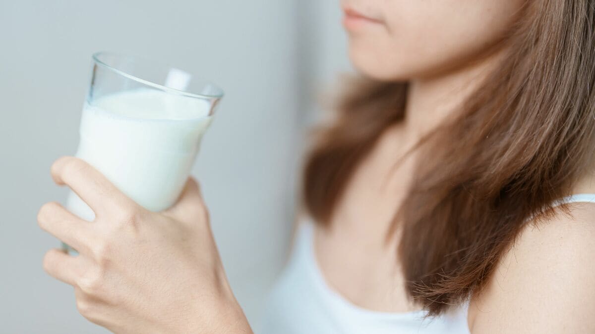 飲むとダイエットどころかむしろ太る...医師が警鐘を鳴らす「一見、体にいい飲み物」の意外な落とし穴