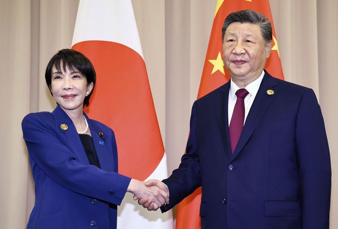 高市首相と習国家主席 高支持率で保守政策推進
