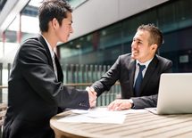 空気を読みすぎる人が「KY」になる理由