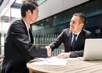 空気を読みすぎる人が「KY」になる理由