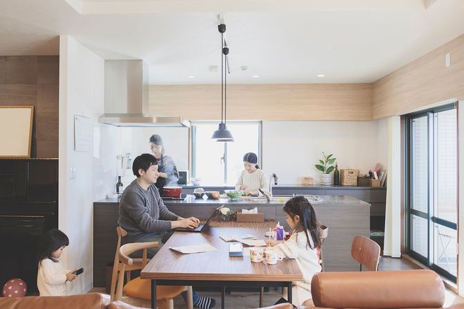 自宅のリビング ルーム