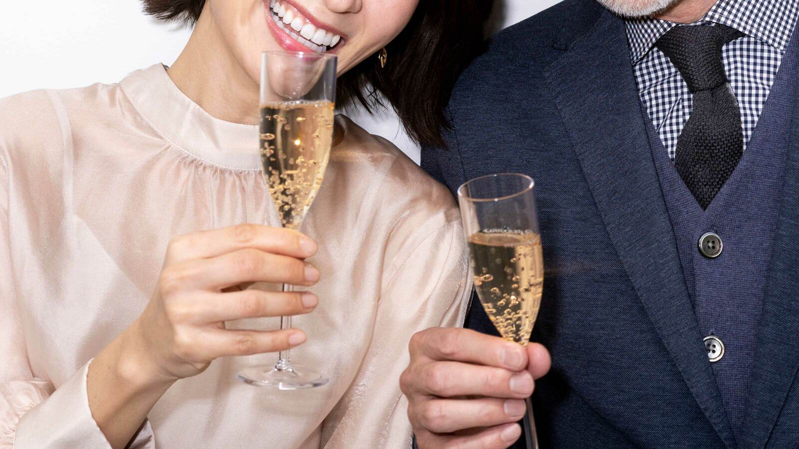 最新データで｢お酒を"飲める"女性のほうが結婚しやすい｣理由とは…婚活カウンセラーが分析する成婚理由 ｢成婚白書｣で｢飲まない｣女性より成婚率が高いと判明