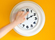 サマータイム"70年前の愚"を繰り返すな