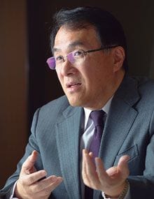 img_b9518c9a733e74efd21efb3562