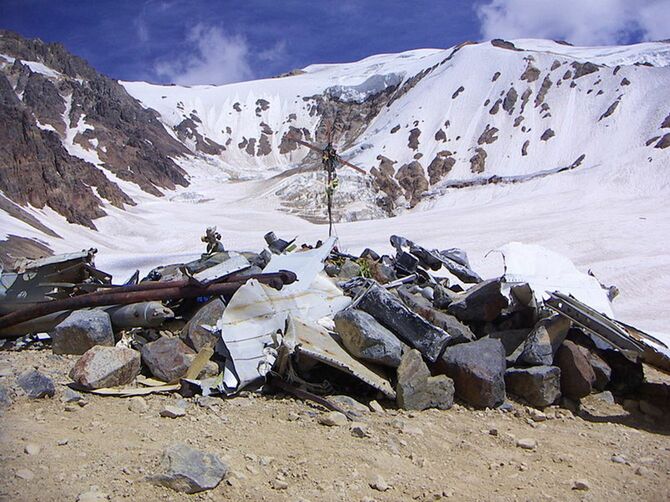 1972年10月13日にウルグアイ空軍の571便機がアンデス山脈に墜落した（写真＝PD-self／Wikimedia Commons）