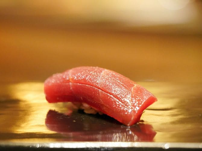 マグロの寿司