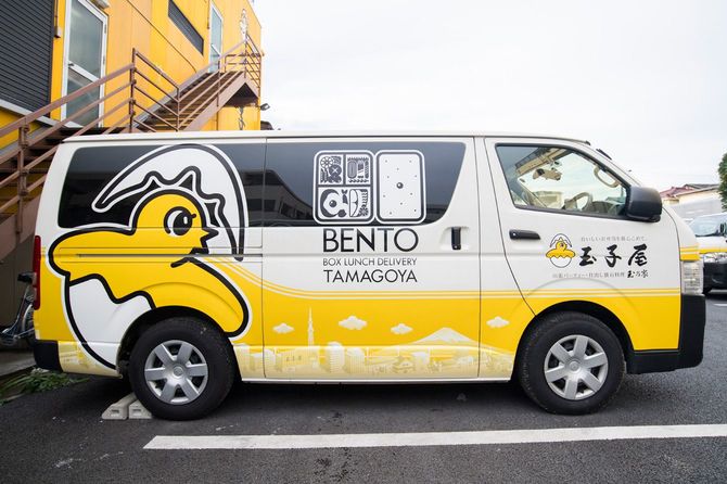 玉子屋の配達担当スタッフは一人当たり350～450食、同業他社の倍の数を配送する