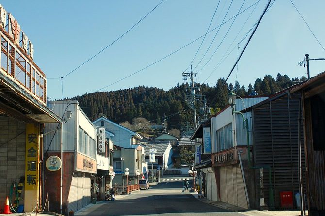 旧明智町市街地より