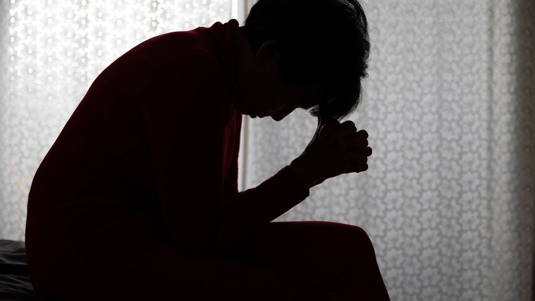 奨学金に押しつぶされ子供も持てない…123万人の外国人労働者を歓迎する高市政権が見ていない｢日本人の現実｣