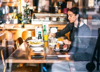 "孤独ビジネス"はブルーオーシャンである