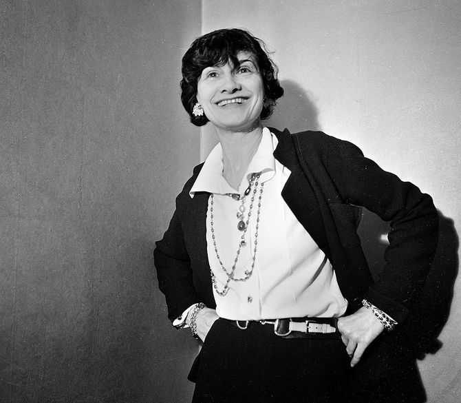 フランスのファッションデザイナー、ココ・シャネル氏