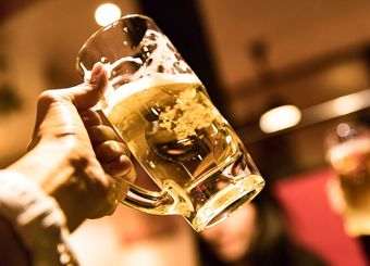 "とりあえずビール"はお金に逃げられる人