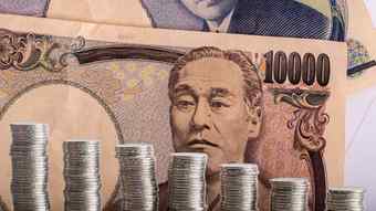 給料が増えたのは｢上｣と｢下｣だけ…経済学者が｢いちばん割を食っている｣と指摘する中間層の不都合な真実