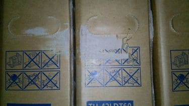 捨てる段ボール箱｣のキズはどこまでが問題なのか…トラックドライバーを