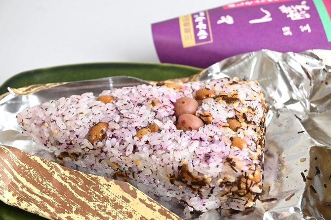 三島食品のゆかりのさっぱりした味わいと彩りを楽しめる「ゆかりとん蝶」(5月〜9月)