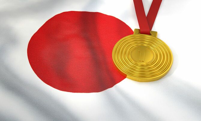 日本国旗と金メダル