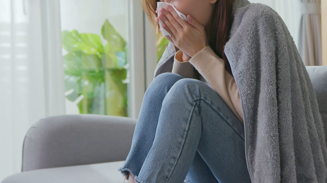 だから窓を閉め切っても鼻水が止まらない…薬､マスク､メガネでは足りない｢花粉症を悪化させないマナー｣ 市販薬のCMは大事なことを伝えていない