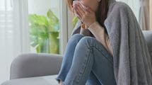 だから窓を閉め切っても鼻水が止まらない…薬、マスク、メガネでは足りない「花粉症を悪化させないマナー」