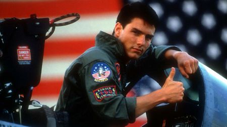 正義のヒーローも弱さを抱えている…90年代のトム・クルーズが体現した