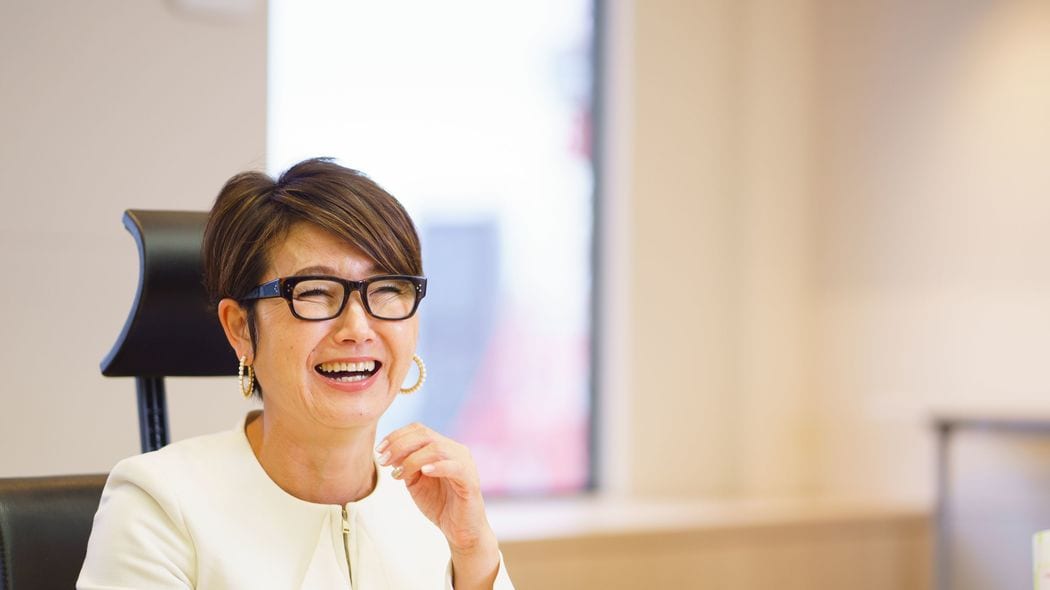 会社トイレで搾乳した外資系役員の"成功双六" 敏腕女性役員の破天荒人生(後編)