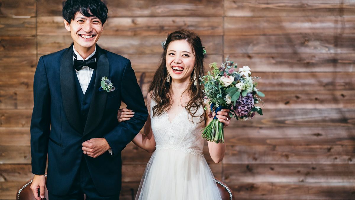 アプリ婚の新婚夫婦が 友人の紹介 とごまかす理由 婚活で結婚 は12 7 で過去最高 President Online プレジデントオンライン