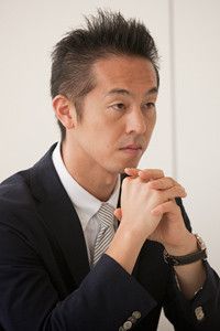 曽山哲人氏