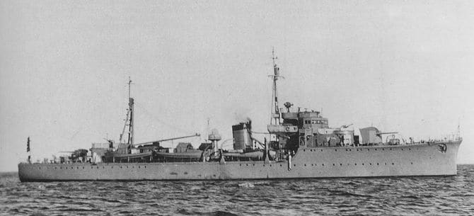 日本海軍の測量艦「筑紫」。撮影＝1941年12月