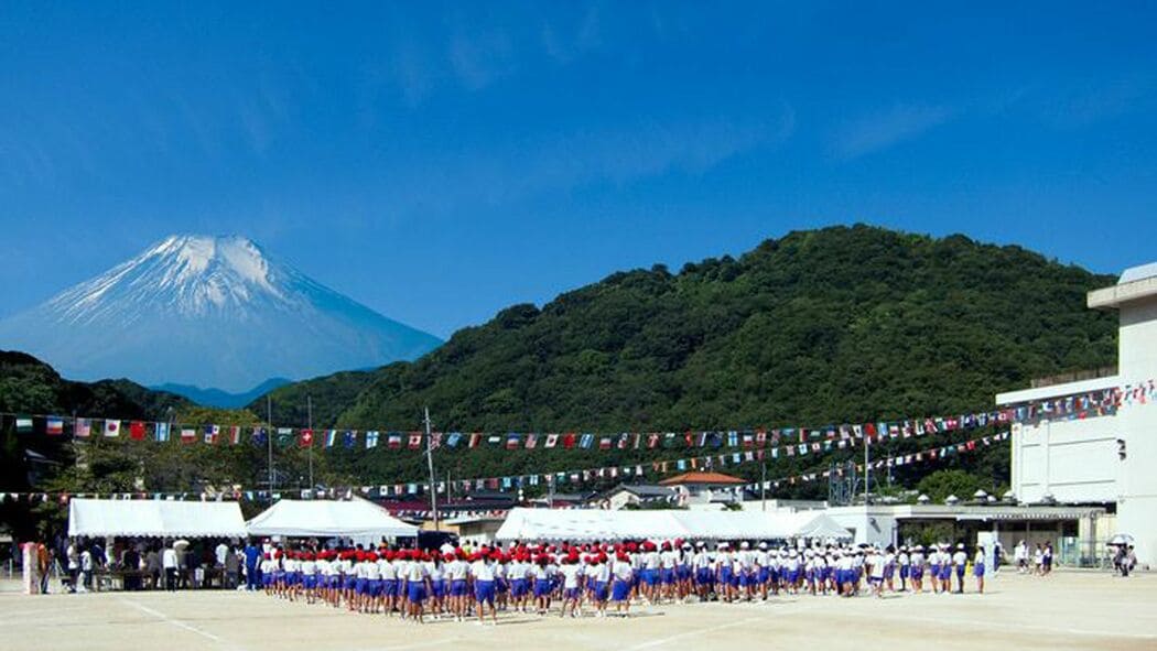 ｢背の低い順に並ばせるのは差別である｣現役教員が痛烈に批判するワケ【ヤバい日本の教育3選】