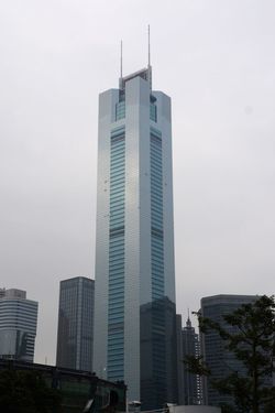 中国の広州市にある超高層ビル「CITICプラザ」。