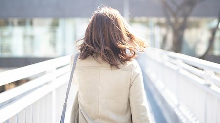 結婚はコスパが悪い でも孤独死はしたくない せっせと働き 貯金を続ける 高収入女性 の理屈 お金をかけるのは 健康面 のみ President Online プレジデントオンライン