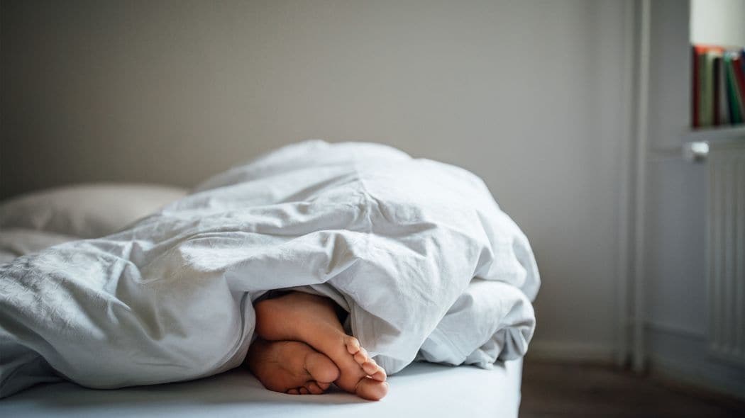 ｢朝､布団から出るのがつらい…｣冬季うつを解消する"寝る前の3分間"で自分の機嫌をとる方法 朝･昼･晩に｢やる気スイッチ｣を入れる