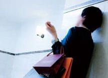 没落！「元セレブ妻」の契約社員生活