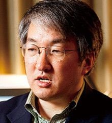 <strong>作家 黒木 亮</strong>●1957年、北海道生まれ。都市銀行、総合商社を経て作家に。『排出権商人』など著書多数。