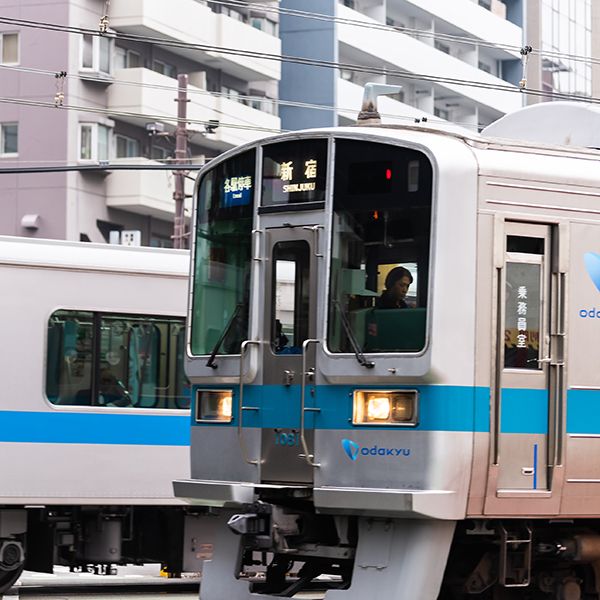 なぜ他の鉄道会社とは違うのか 関西人が阪急を別格だと思う3つの理由 車体がピカピカなのにはワケがある President Online プレジデントオンライン