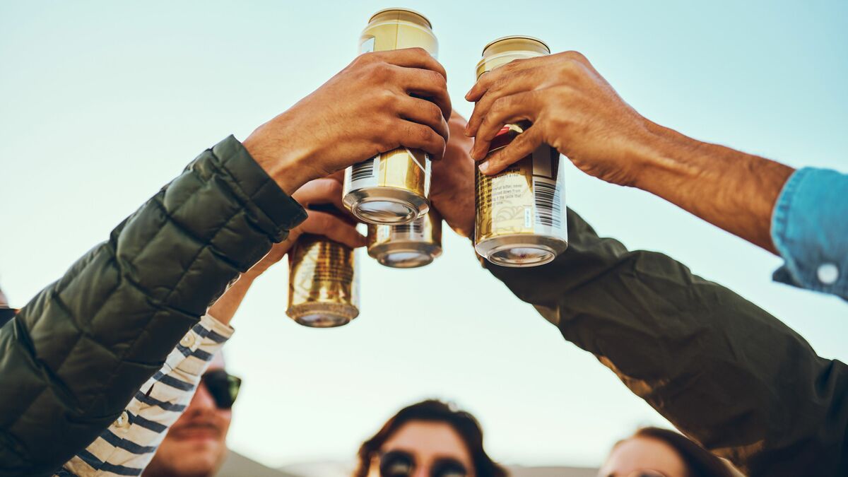 厚労省の目安｢1日にロング缶1本｣はアテにならない…｢飲んでいいお酒の量｣がコロコロ変わっている本当の理由  ｢健康｣と｢伝統と文化｣のどちらを優先するか | PRESIDENT Online（プレジデントオンライン）