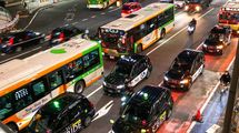 ｢もうバスが来ない｣相次ぐ路線休止､東京でも進む"地域の足"消滅　｢車両があっても動かせなくなる日｣