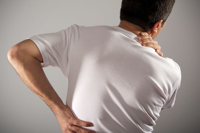 肩と腰の痛み