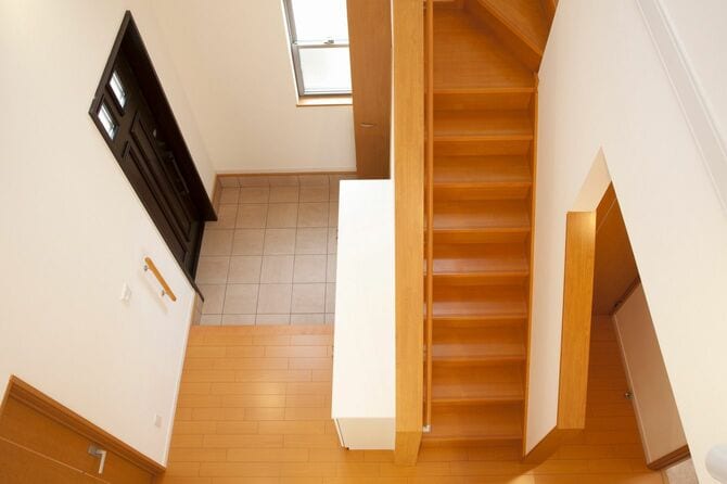 吹き抜けの住宅