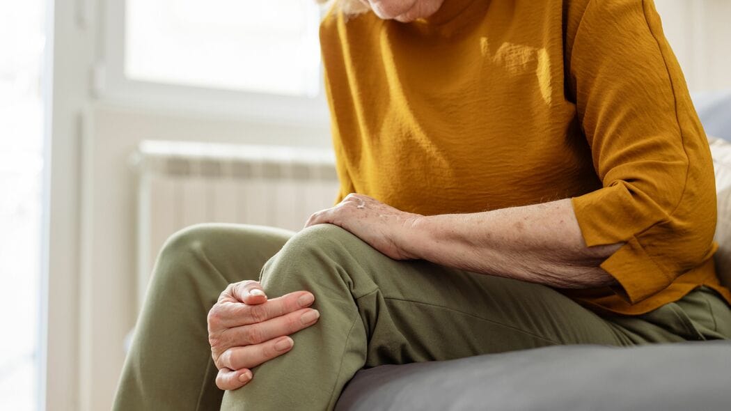 耳が聴こえにくいなら｢補聴器｣､では足腰が弱くなったら?…医師･和田秀樹｢ヨボヨボ化を遅らせる便利グッズ｣