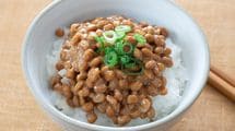 世界一ビタミンKを含む｢納豆｣が身近だから…欧米人に比べて日本人女性の更年期症状が少ないワケ