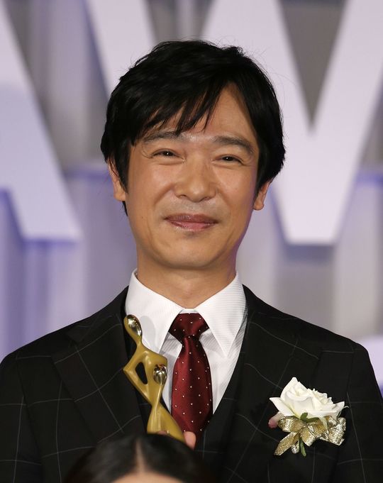 東京ドラマアウォード2017授賞式・主演男優賞。＝2017年10月27日、東京都港区